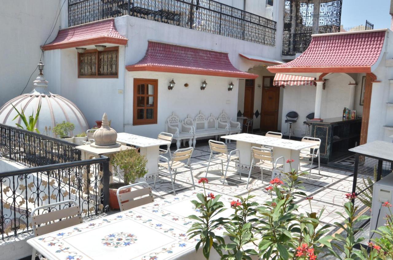Bajaj Indian Home Stay Yeni Delhi Dış mekan fotoğraf