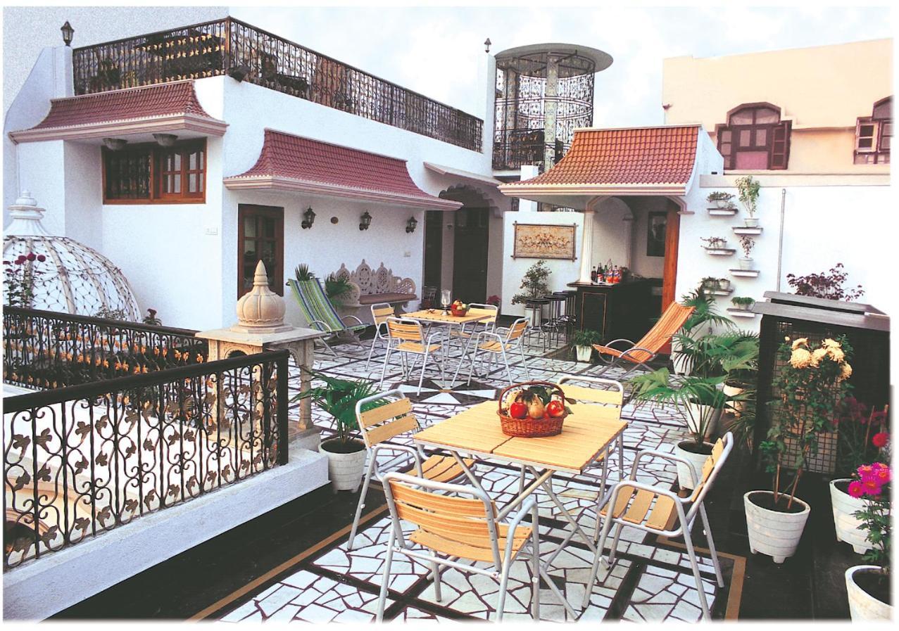 Bajaj Indian Home Stay Yeni Delhi Dış mekan fotoğraf