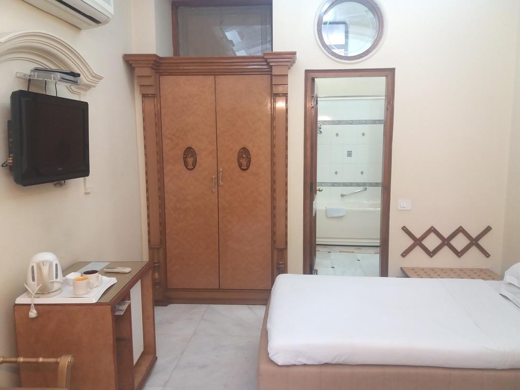 Bajaj Indian Home Stay Yeni Delhi Dış mekan fotoğraf